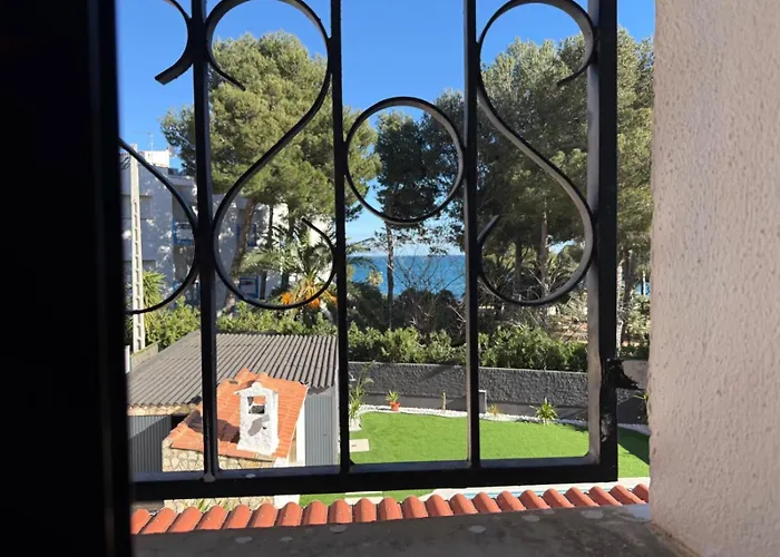 Villa Evian Cala Miami Playa
